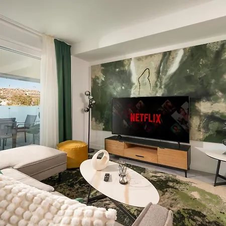 Stunning In Prime La Cala De Location شقة *